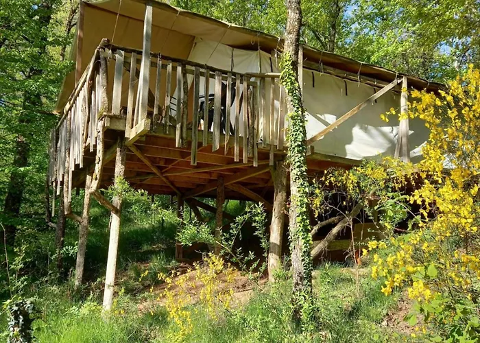 Terre Rouge Tente de luxe Villecomtal